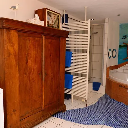 Ferienwohnung Traumschiff Erzingen Zewnętrze zdjęcie