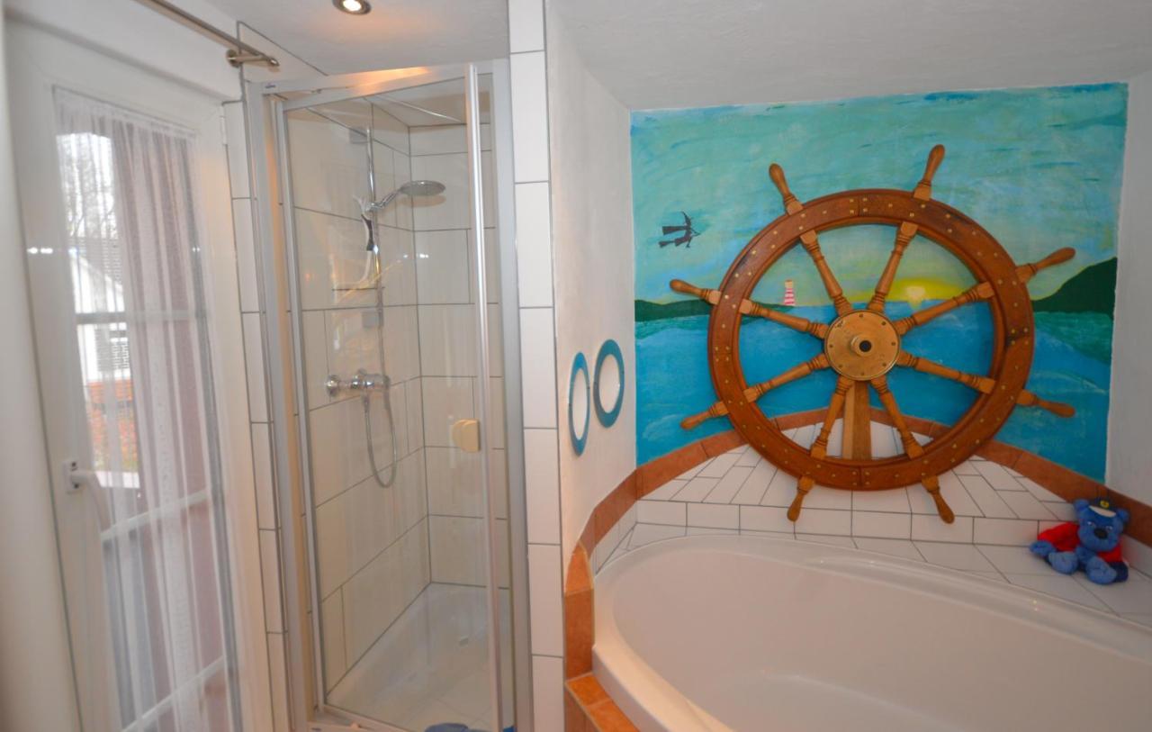 Traumschiff *